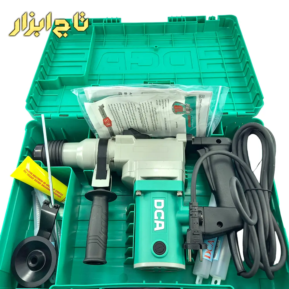 بتن کن چهار شیار دو حالته 26 میلیمتر 750 وات DCA مجهز به کیف پلاستیکی مدل AZC03-26B